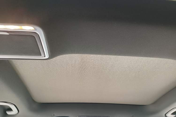 Used Mercedes-Benz GLC 2021 GLC 260 L 4MATIC Dynamic Edition Headliner