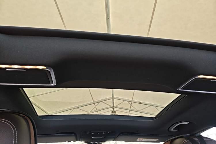 Used Mercedes-Benz GLC 2021 GLC 260 L 4MATIC Luxury Model Headliner
