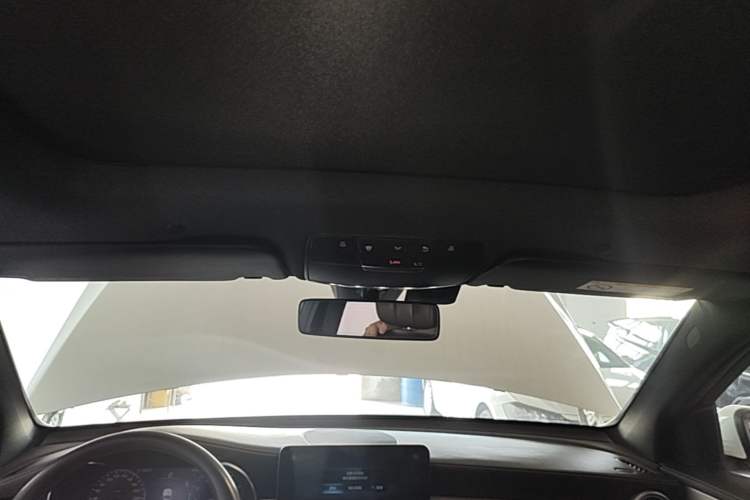 Used Mercedes-Benz GLC 2021 GLC 260 L 4MATIC Dynamic Edition Headliner