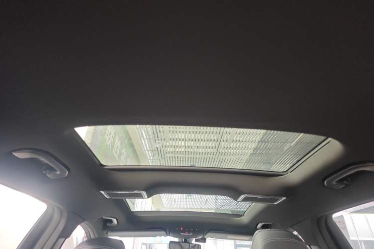 Used Mercedes-Benz GLC 2021 GLC 260 L 4MATIC Dynamic Edition Headliner