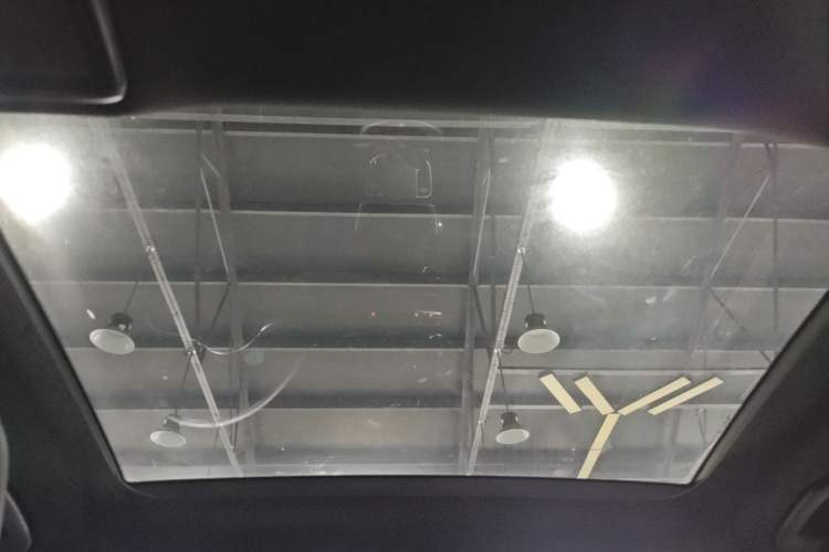 Used Mercedes-Benz GLC 2021 GLC 260 L 4MATIC Dynamic Edition Headliner
