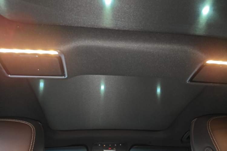 Used Mercedes-Benz GLC 2021 GLC 260 L 4MATIC Luxury Model Headliner