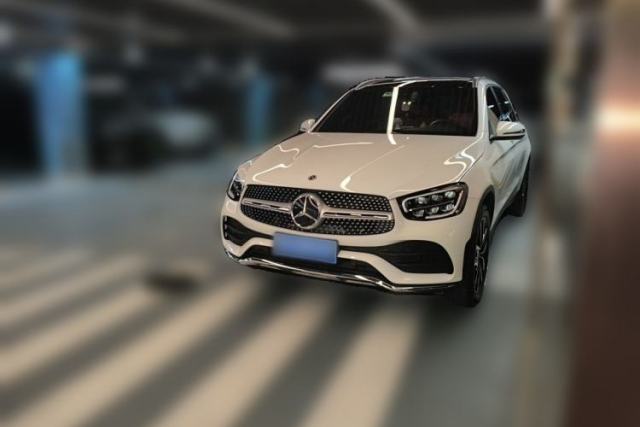 Ojetý Mercedes-Benz GLC 2021 GLC 260 L 4MATIC Luxury Model