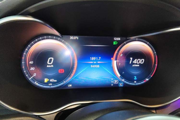 Used Mercedes-Benz GLC 2021 GLC 260 L 4MATIC Luxury Model Instrument Cluster