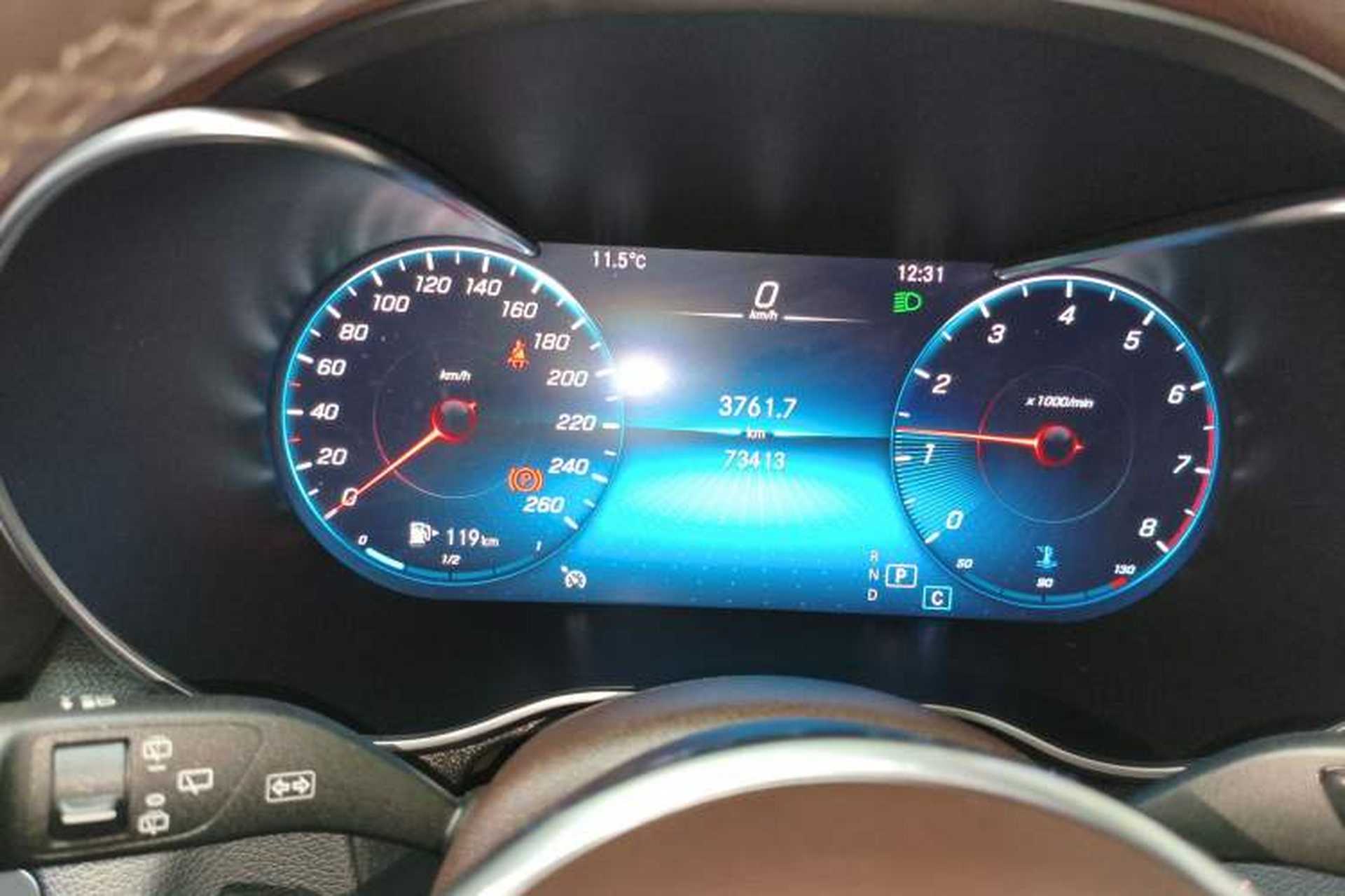 Used Mercedes-Benz GLC 2021 GLC 260 L 4MATIC Luxury Model Instrument Cluster
