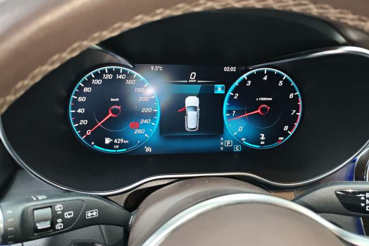 Used Mercedes-Benz GLC 2021 GLC 260 L 4MATIC Luxury Model Instrument Cluster