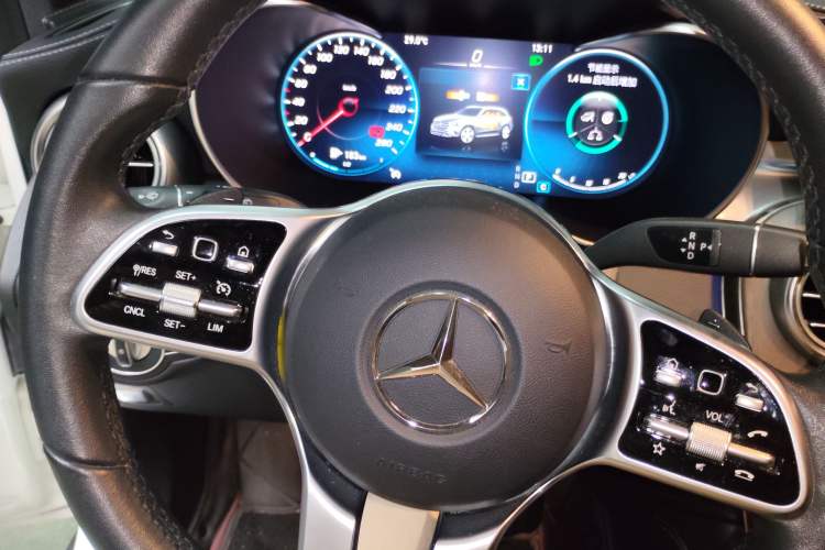 Used Mercedes-Benz GLC 2021 GLC 260 L 4MATIC Luxury Model Instrument Cluster