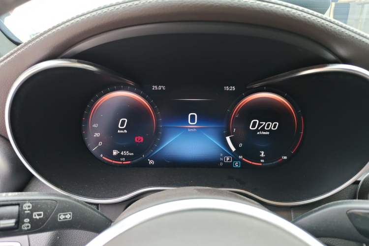 Used Mercedes-Benz GLC 2021 GLC 260 L 4MATIC Luxury Model Instrument Cluster