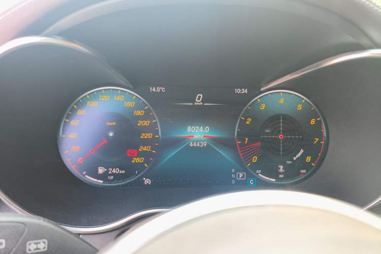 Used Mercedes-Benz GLC 2021 GLC 260 L 4MATIC Luxury Model Instrument Cluster