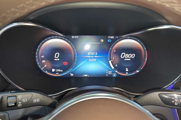 Used Mercedes-Benz GLC 2021 GLC 300 L 4MATIC Dynamic Model Instrument Cluster