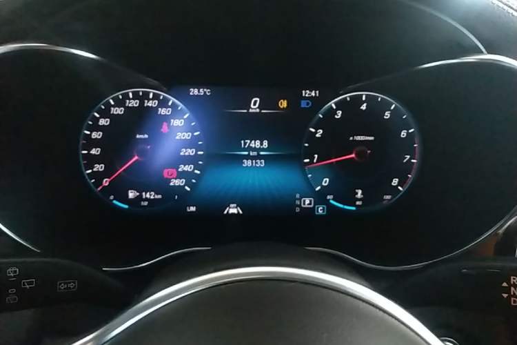 Used Mercedes-Benz GLC 2021 GLC 300 L 4MATIC Dynamic Model Instrument Cluster