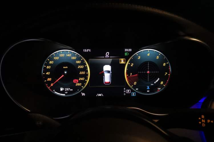 Used Mercedes-Benz GLC 2021 GLC 300 L 4MATIC Dynamic Model Instrument Cluster