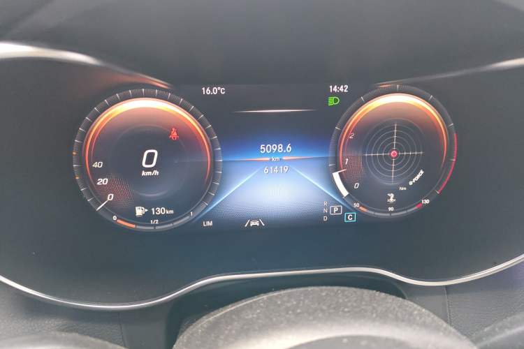 Used Mercedes-Benz GLC 2021 GLC 300 L 4MATIC Dynamic Model Instrument Cluster