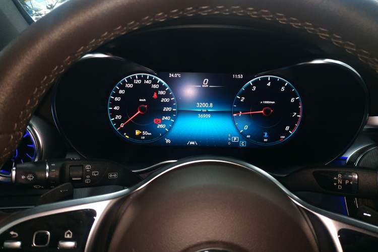 Used Mercedes-Benz GLC 2021 GLC 300 L 4MATIC Dynamic Model Instrument Cluster