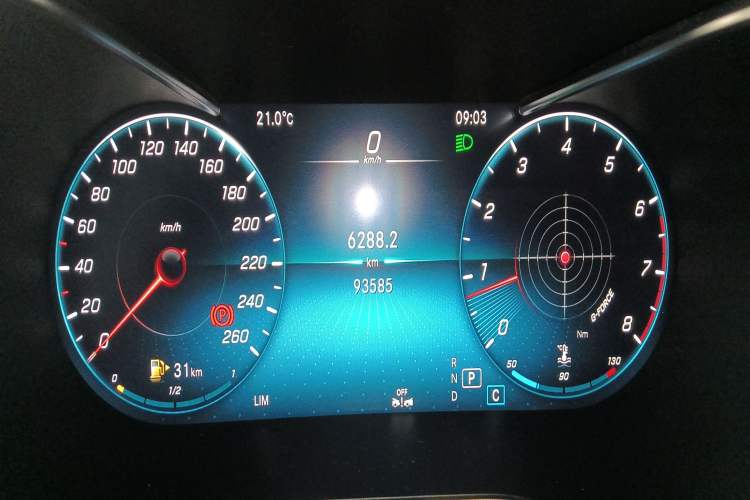 Used Mercedes-Benz GLC 2021 GLC 260 L 4MATIC Luxury Model Instrument Cluster