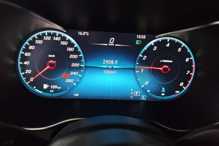 Used Mercedes-Benz GLC 2021 GLC 260 L 4MATIC Dynamic Edition Instrument Cluster