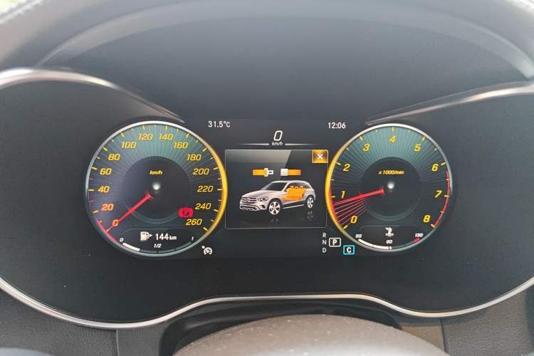 Used Mercedes-Benz GLC 2021 GLC 260 L 4MATIC Luxury Model Instrument Cluster