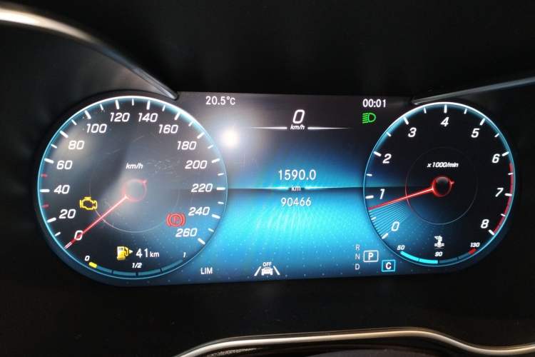 Used Mercedes-Benz GLC 2021 GLC 300 L 4MATIC Dynamic Model Instrument Cluster