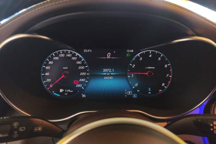 Used Mercedes-Benz GLC 2021 GLC 260 L 4MATIC Luxury Model Instrument Cluster