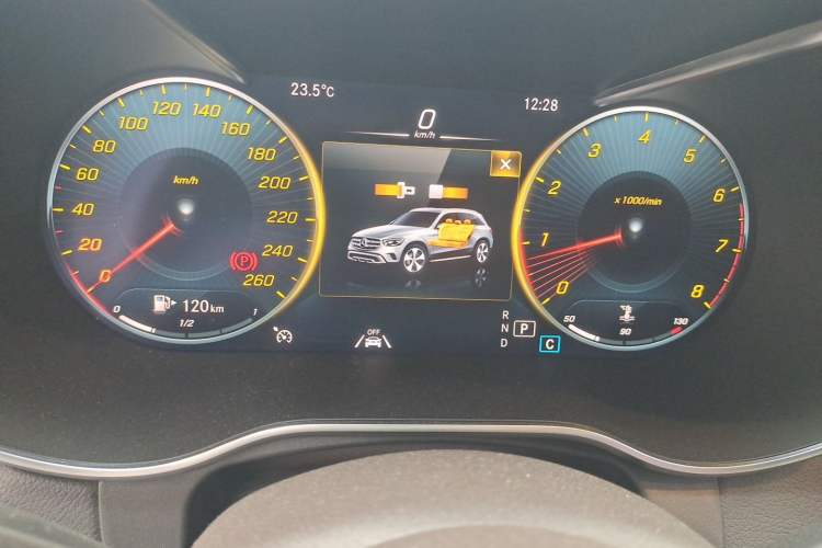 Used Mercedes-Benz GLC 2021 GLC 300 L 4MATIC Dynamic Model Instrument Cluster