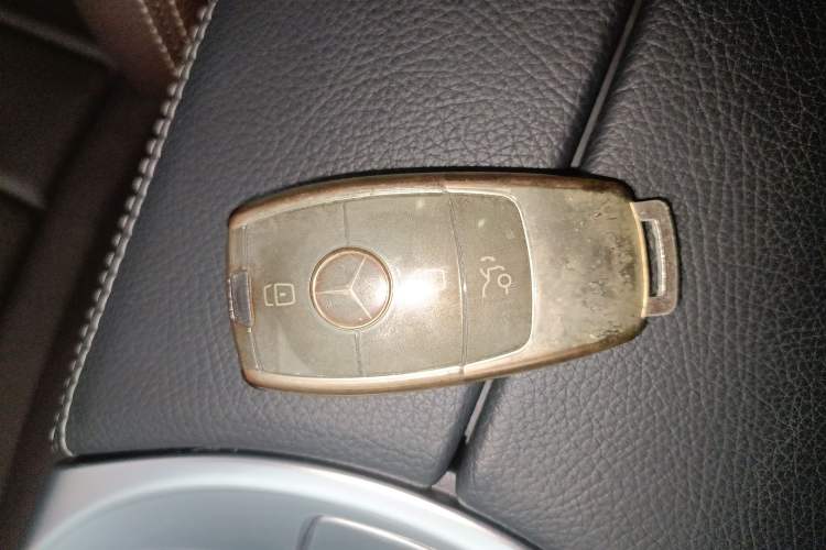 Used Mercedes-Benz GLC 2021 GLC 260 L 4MATIC Dynamic Edition Interior 1