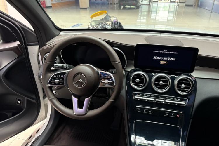 Used Mercedes-Benz GLC 2021 GLC 260 L 4MATIC Dynamic Edition Interior 1