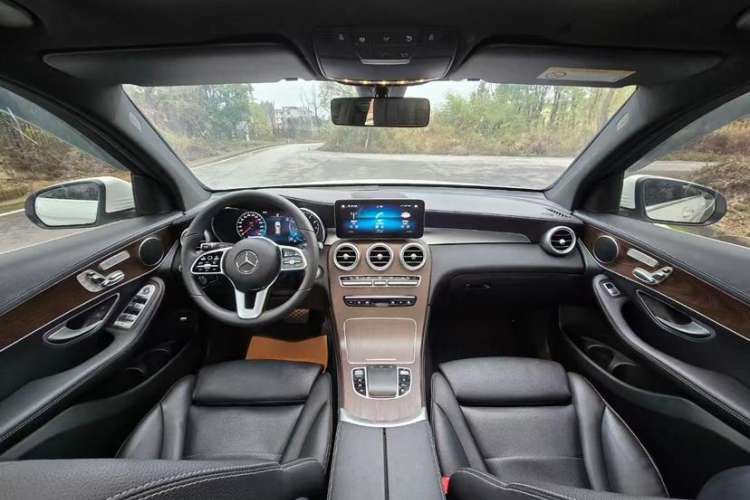 Used Mercedes-Benz GLC 2021 GLC 260 L 4MATIC Luxury Model Interior 1