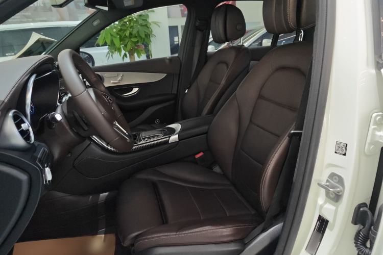 Used Mercedes-Benz GLC 2021 GLC 260 L 4MATIC Dynamic Edition Interior 10