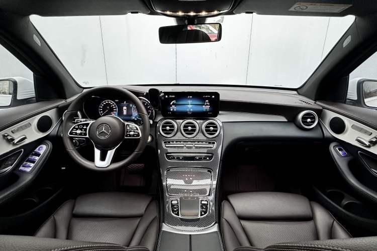 Used Mercedes-Benz GLC 2021 GLC 260 L 4MATIC Dynamic Edition Interior 2