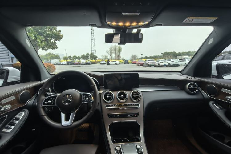 Used Mercedes-Benz GLC 2021 GLC 260 L 4MATIC Luxury Model Interior 2
