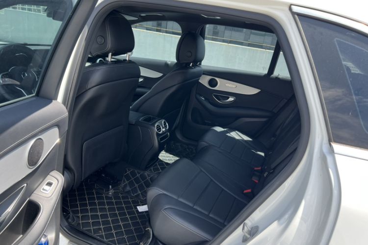 Used Mercedes-Benz GLC 2021 GLC 260 L 4MATIC Dynamic Edition Interior 3
