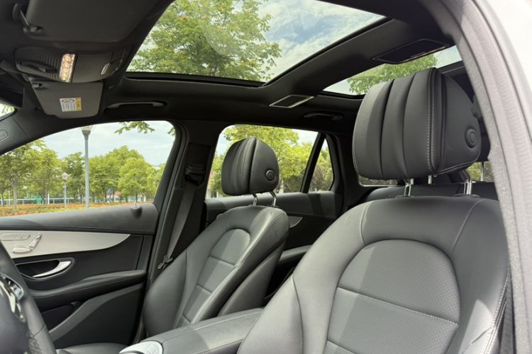 Used Mercedes-Benz GLC 2021 GLC 260 L 4MATIC Dynamic Edition Interior 3