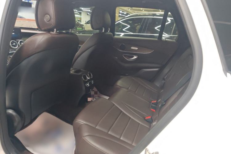 Used Mercedes-Benz GLC 2021 GLC 260 L 4MATIC Luxury Model Interior 3