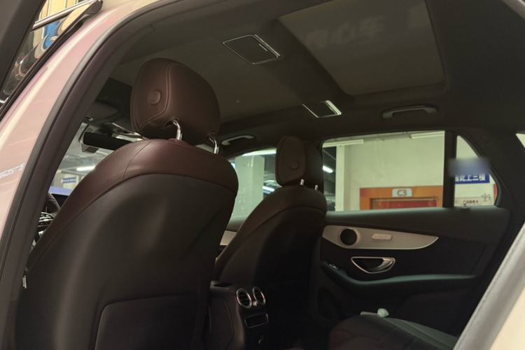 Used Mercedes-Benz GLC 2021 GLC 260 L 4MATIC Dynamic Edition Interior 4