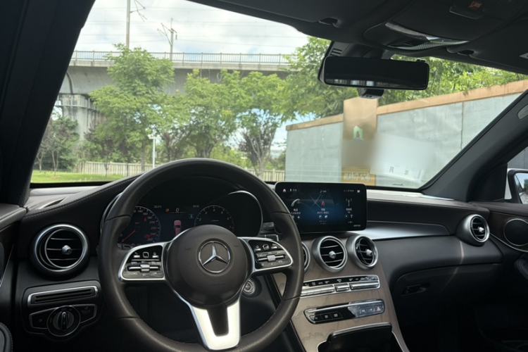 Used Mercedes-Benz GLC 2021 GLC 260 L 4MATIC Luxury Model Interior 5