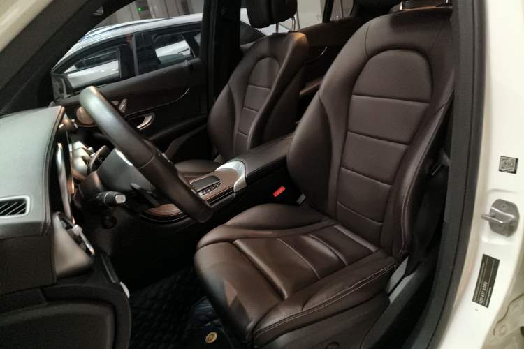 Used Mercedes-Benz GLC 2021 GLC 260 L 4MATIC Luxury Model Left Front Seat