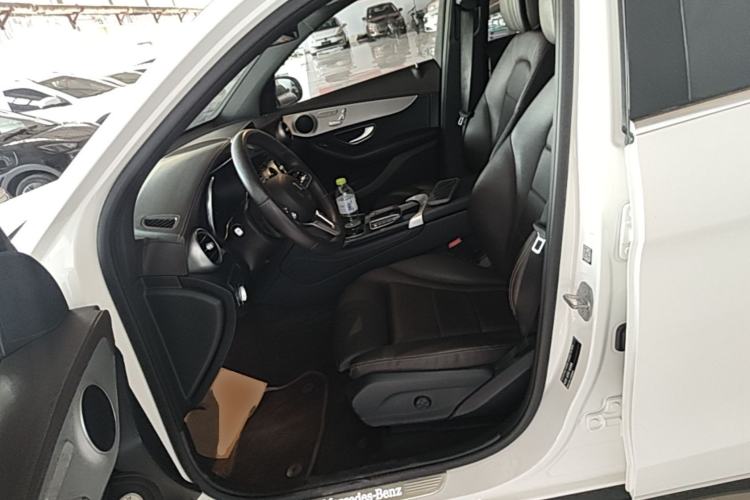 Used Mercedes-Benz GLC 2021 GLC 260 L 4MATIC Dynamic Edition Left Front Seat