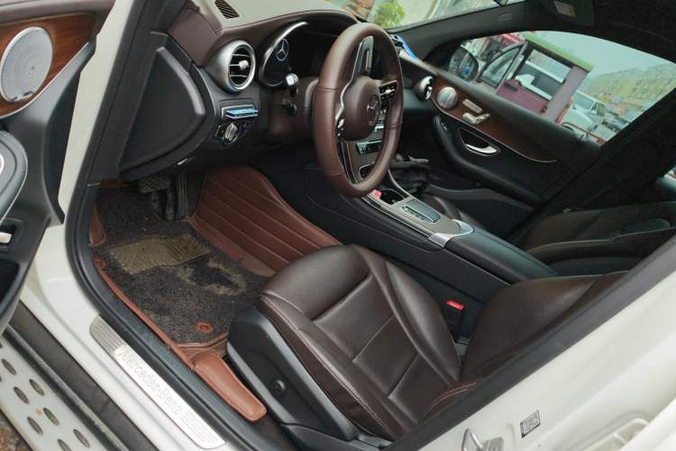 Used Mercedes-Benz GLC 2021 GLC 300 L 4MATIC Dynamic Model Left Front Seat