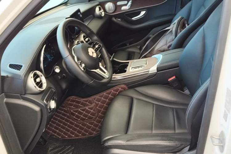 Used Mercedes-Benz GLC 2021 GLC 300 L 4MATIC Dynamic Model Left Front Seat