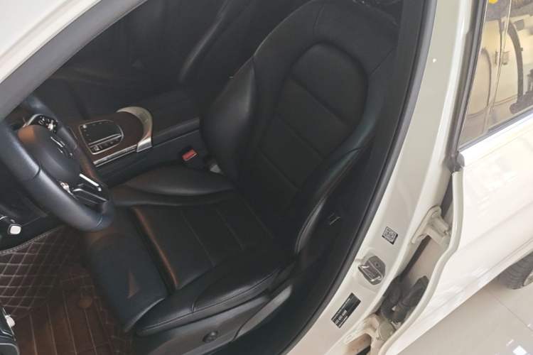 Used Mercedes-Benz GLC 2021 GLC 260 L 4MATIC Luxury Model Left Front Seat