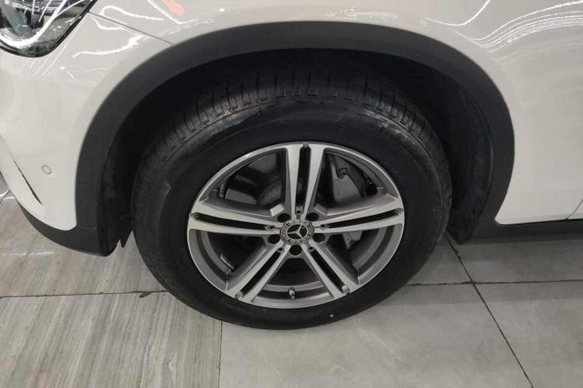 Used Mercedes-Benz GLC 2021 GLC 260 L 4MATIC Dynamic Edition Left Front Wheel Hub