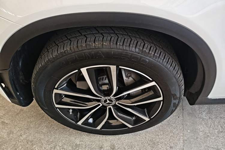 Used Mercedes-Benz GLC 2021 GLC 260 L 4MATIC Luxury Model Left Front Wheel Hub