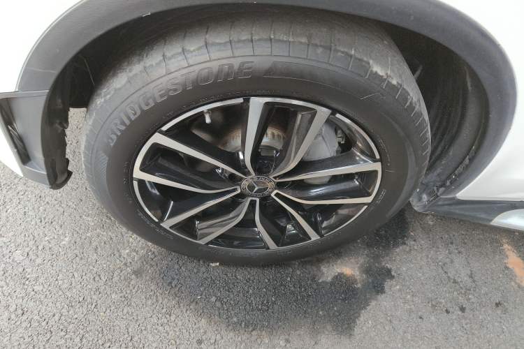 Used Mercedes-Benz GLC 2021 GLC 300 L 4MATIC Dynamic Model Left Front Wheel Hub