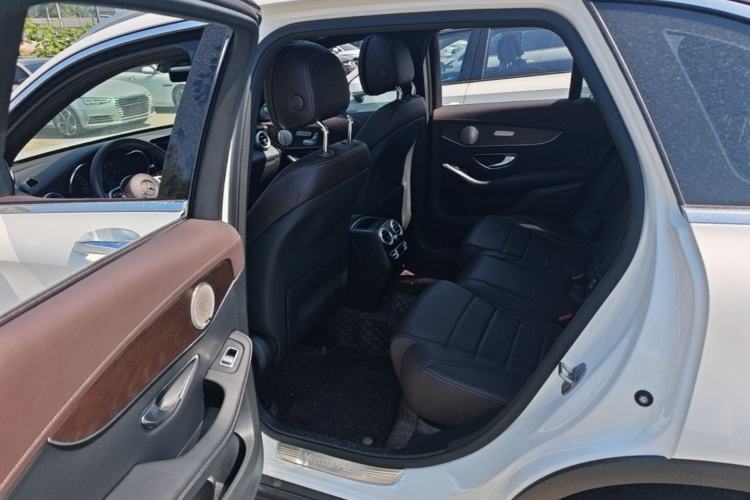 Used Mercedes-Benz GLC 2021 GLC 260 L 4MATIC Luxury Model Left Rear Seat