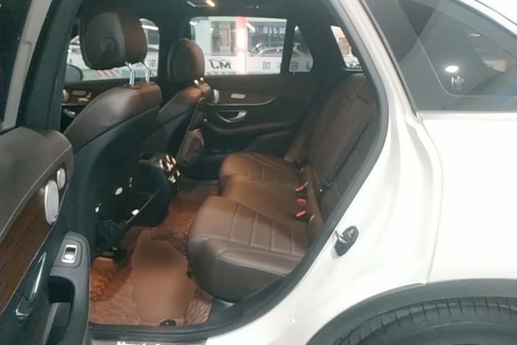 Used Mercedes-Benz GLC 2021 GLC 300 L 4MATIC Dynamic Model Left Rear Seat