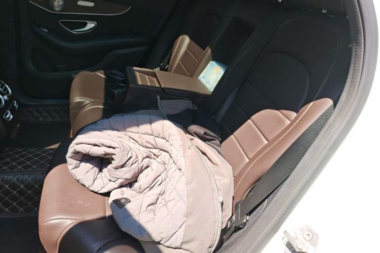 Used Mercedes-Benz GLC 2021 GLC 300 L 4MATIC Dynamic Model Left Rear Seat