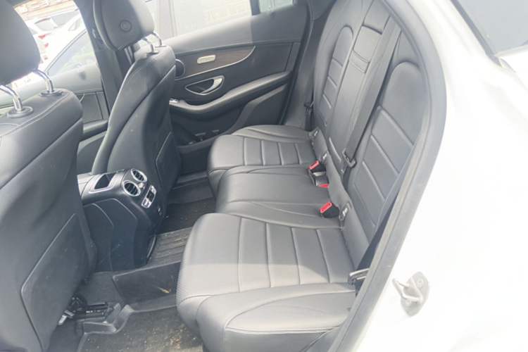 Used Mercedes-Benz GLC 2021 GLC 260 L 4MATIC Luxury Model Left Rear Seat