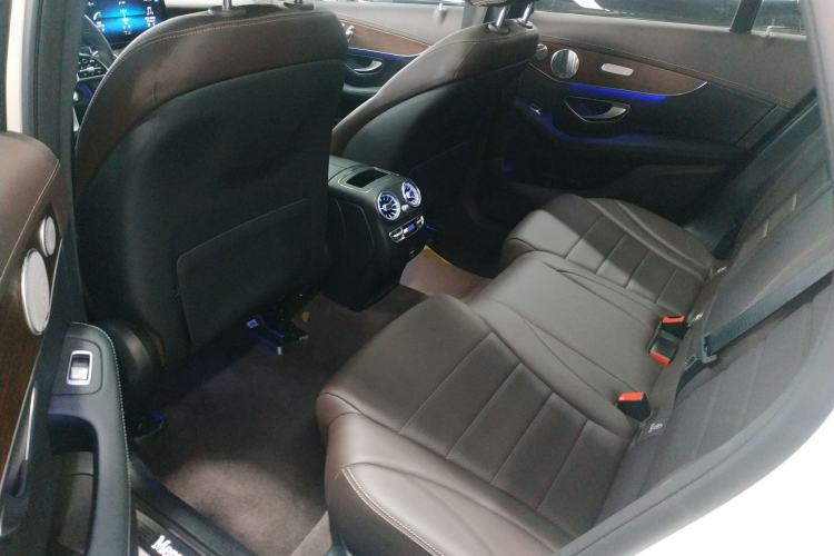 Used Mercedes-Benz GLC 2021 GLC 300 L 4MATIC Dynamic Model Left Rear Seat