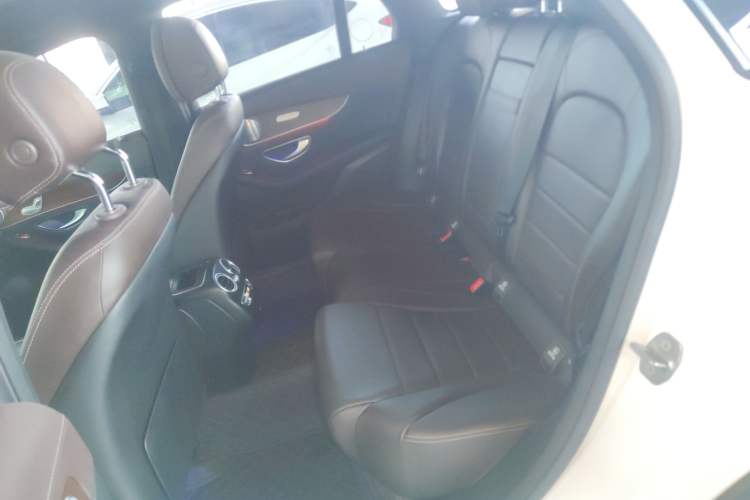 Used Mercedes-Benz GLC 2021 GLC 300 L 4MATIC Dynamic Model Left Rear Seat