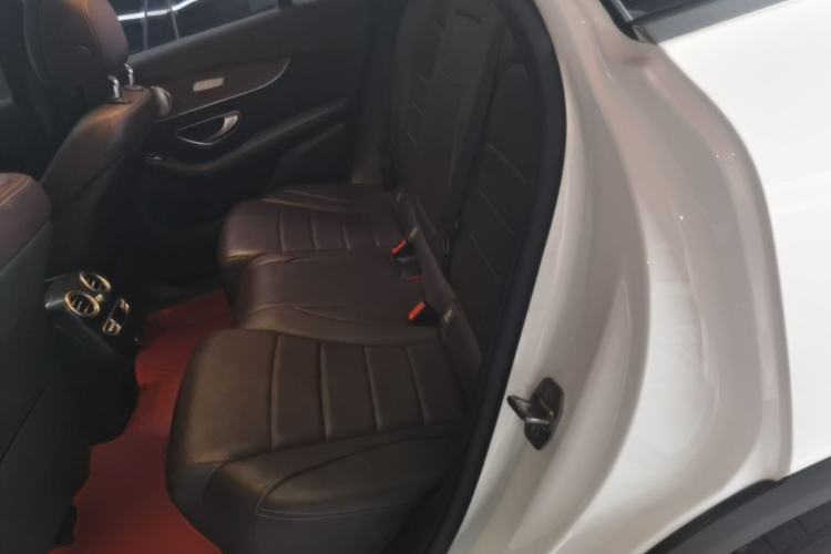 Used Mercedes-Benz GLC 2021 GLC 300 L 4MATIC Dynamic Model Left Rear Seat
